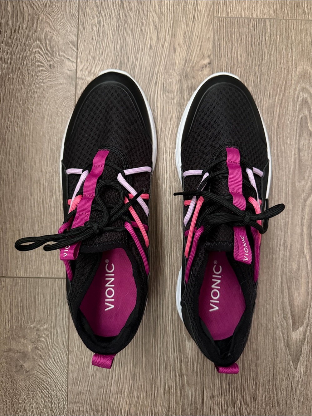 Vionic Women's Black Athletic Sneakers with Pink Accents